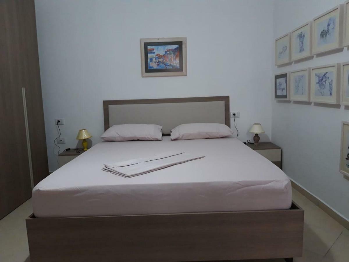 Artist s Apartment Vlorë Exterior foto